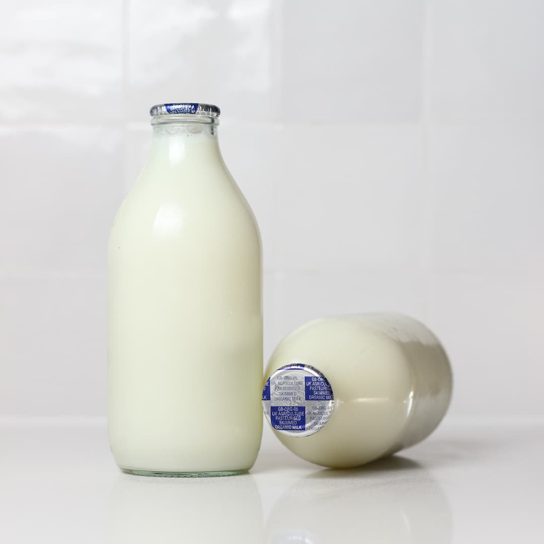 Organic Skimmed Milk (Blue & Silver Top)